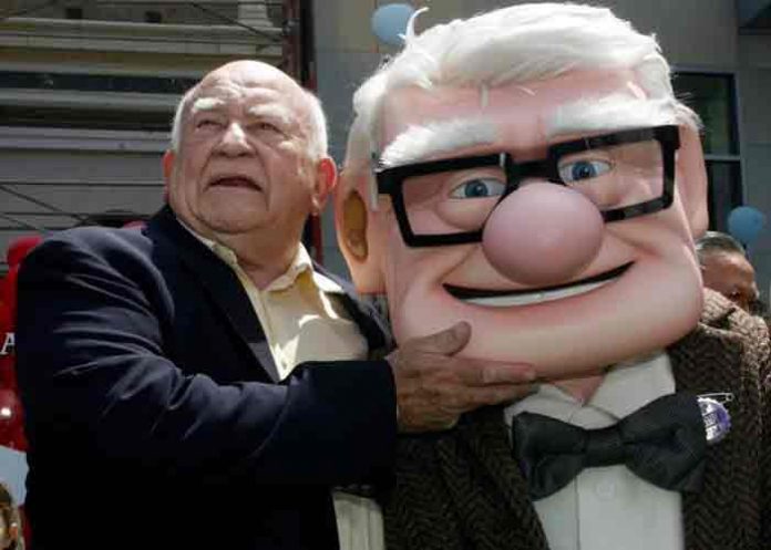 Fallece Ed Asner, actor que dio voz a Carl Fredricksen en Up