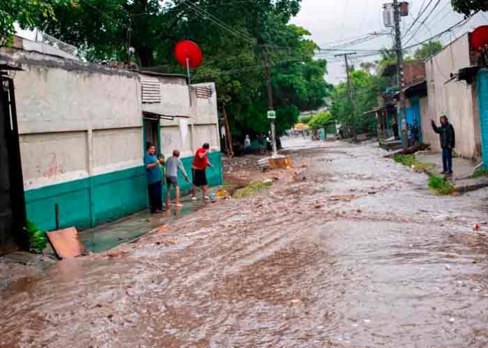 alerta-salvador- El Salvador en alerta por posibles inundaciones y deslizamientos