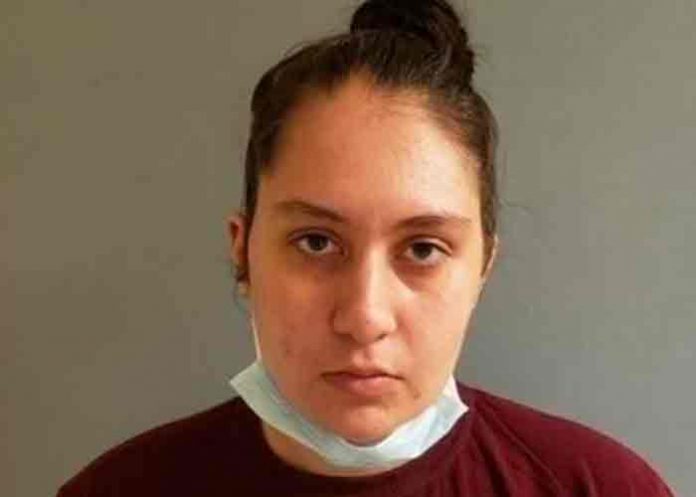 Apuñaló a su abuela 30 veces y le cortó la garganta en Conneticut