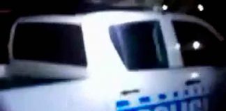 Arrestan a dos policías por abusar de joven en una patrulla en Argentina