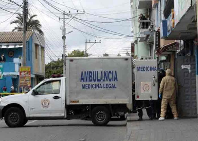 Pena de 35 años a mujer que asesinó a sus dos hijos en Ecuador