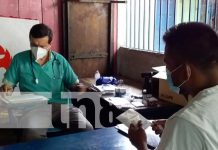 Atención en salud en un barrio de Managua