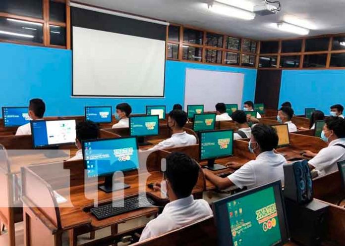 INATEC inaugura nueva aula tecnológica en centro de formación en Granada / FOTO / TN8