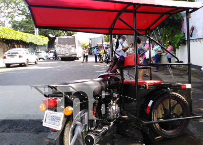 Conductor se pasa el alto y provoca triple colisión en Managua