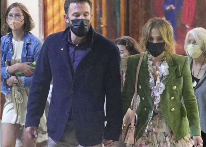 ben Ben Affleck graba comercial con mamá de Jennifer López