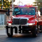 Un par de camiones de bomberos van a la estación en Villanueva, Chinandega Camiones de bomberos que van hacia estación en Villanueva, Chinandega