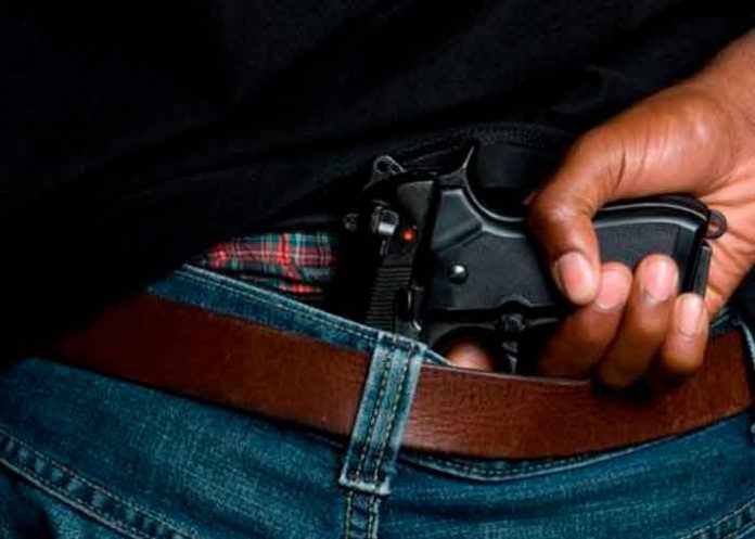 brasil1 ¡Se escapa de la muerte! Un menor intenta matar a su profesor en Brasil