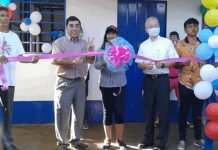 Entregan vivienda a familia del barrio Alexis Argüello Entregan vivienda a familia del barrio Alexis Argüello