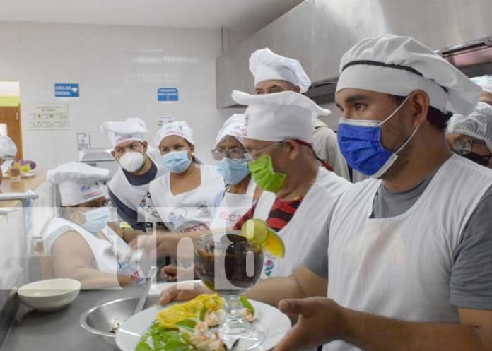 INATEC y MEFCCA capacitan sobre elaboración de ceviches y cocteles en León