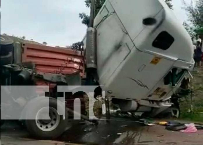 colision-001 Accidente de tránsito deja triple colisión