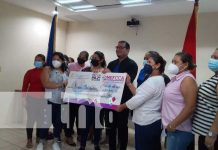 Familias de Managua se capitalizan para iniciar o continuar con sus negocios Entrega de financiamiento por parte del MEFCCA para negocios en Managua