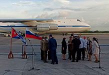 Llega a Cuba otro avión con ayuda humanitaria de Rusia Llega a Cuba vuelo con ayuda solidaria de Rusia
