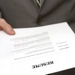 Multan a empresa en España por no responder a persona que envió un currículum