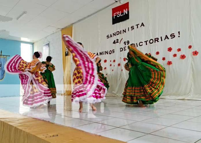 Acto conmemorativo a la danza y el folklore desde las escuelas en Nicaragua