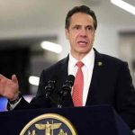 Mujer presenta denuncia penal contra Cuomo, el gobernador de NY