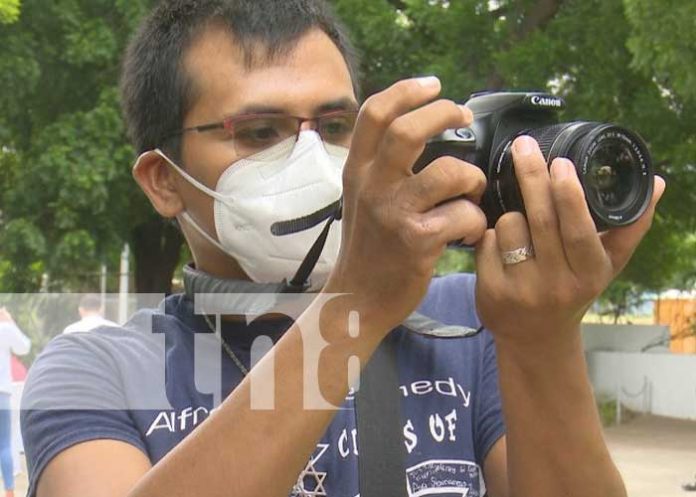 Conferencia de prensa del concurso de fotografía Eco Zoom