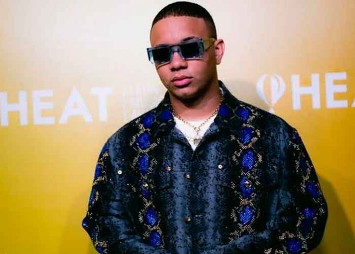 Eix lanza crítica al hombre posesivo con el tema “Cuernú Remix”