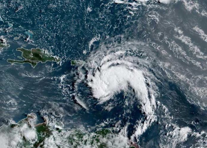 Foto: Fuertes lluvias azotan Puerto Rico / Referencia