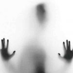 Supuesto fantasma ataca a un vigilante de Armenia, Colombia (video)