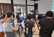 Encuesta: FSLN lidera simpatía política e intención de votos Conferencia de M&R Consultores sobre encuesta electoral, con FSLN liderando intención de votos