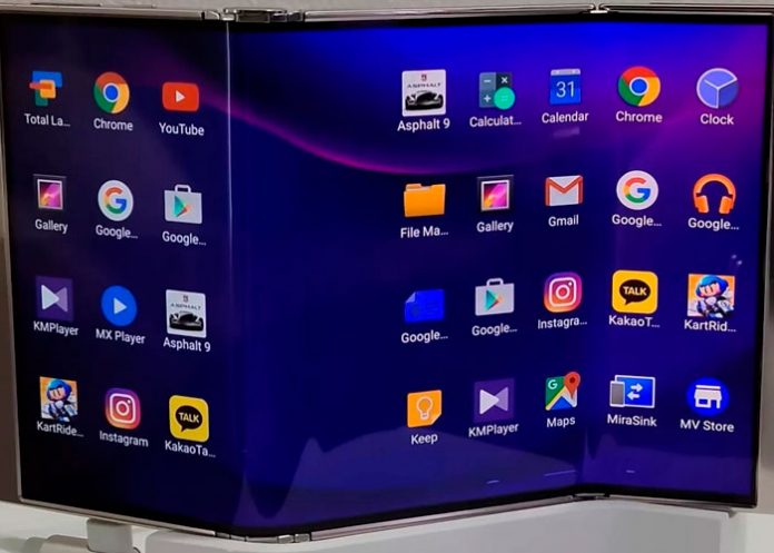 Este Samsung Galaxy Fold se dobla no una, sino dos veces
