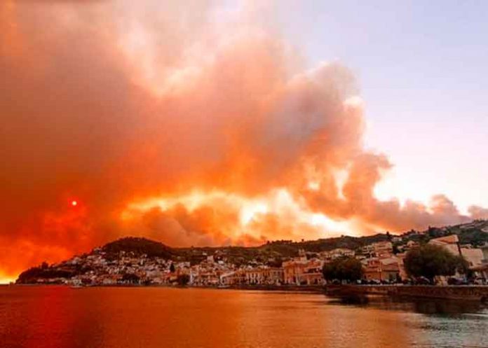 Grecia continúa en alerta debido a feroces incendios