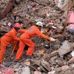 Llega a 2 mil 207 la cifra de fallecidos por el terremoto en Haití personal en busca de fallecidos tras el terremoto en Haití