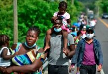 Abandonan a 101 migrantes haitianos en Guatemala