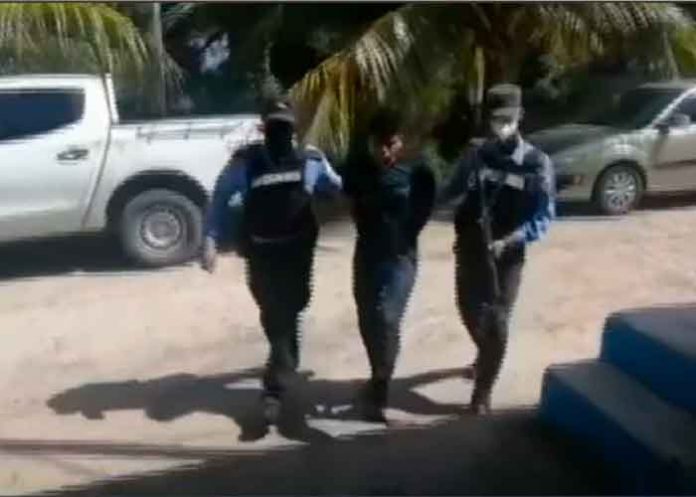hondruras Capturan a hondureño de 18 años por decapitar a su esposa