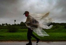 Huracán Ida alcanza la categoría 4 mientras se acerca a Nueva Orleans Huracán Ida alcanza la categoría 4 mientras se acerca a Nueva Orleans