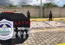 Más de 400 kilos de cocaína incautados durante operativo en Diriamba Conferencia policial sobre incautación de cocaína en Diriamba