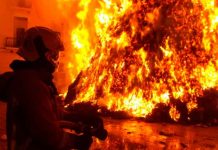 Trágico: Mueren 5 niños en incendio tras quedarse solos en casa en Illinois