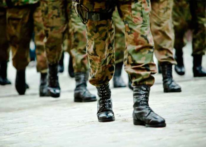 indonesia- Soldado en Indonesia condenado a siete meses de cárcel por homosexualidad