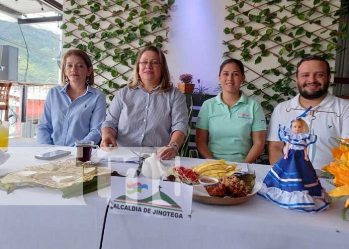 Conferencia de prensa sobre feria gastronómica Sabores de Mi Patria