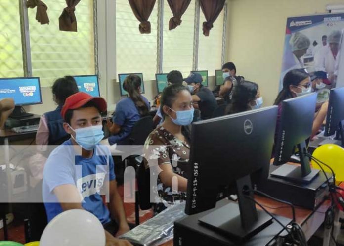 Nuevo laboratorio de computación para el centro técnico en Juigalpa