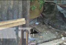 Rescatan a menor del fondo de una letrina en un barrio de Ocotal Letrina donde cayó un niño en un barrio de Ocotal
