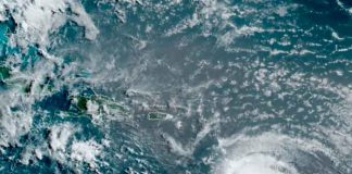 "Linda" se fortalece a un huracán categoría 2 en el Pacífico mexicano