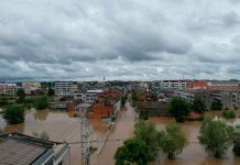Al menos 21 muertos en inundaciones que vuelven a golpear China / FOTO / Twitter / @jasperfinanceB