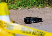 Sicarios matan a madre y hieren de bala a su hija en Tegucigalpa, Honduras Sicarios matan a madre y hieren de bala a su hija en Tegucigalpa, Honduras