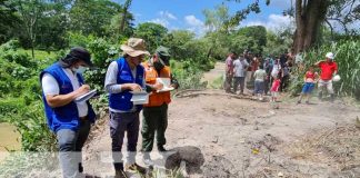 Equipo de investigadores en el lugar del fenómeno en Pantasma