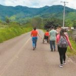 Habitantes de Coalcomán, Michoacán, huyen por lucha entre cárteles Habitantes huyen de Coalcomán, al ser campo de batalla de cárteles
