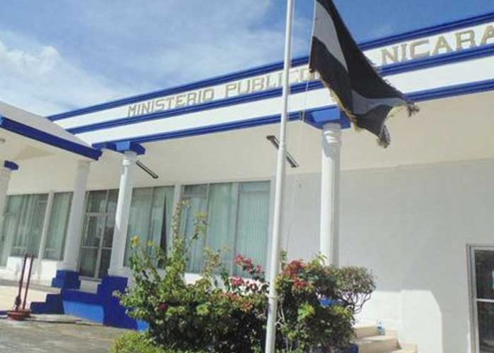 Admiten acusaciones contra Víctor Hugo Tinoco y otros por delitos