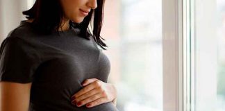 Mujer embarazada de cinco bebés