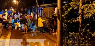 Casas y árboles colapsados por lluvias y vientos en Nagarote