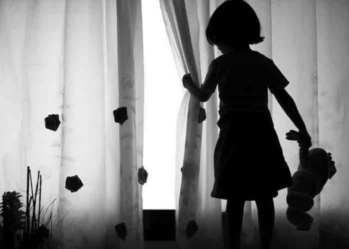 Funcionario de la Fiscalía de Argentina es acusado de violar a una niña