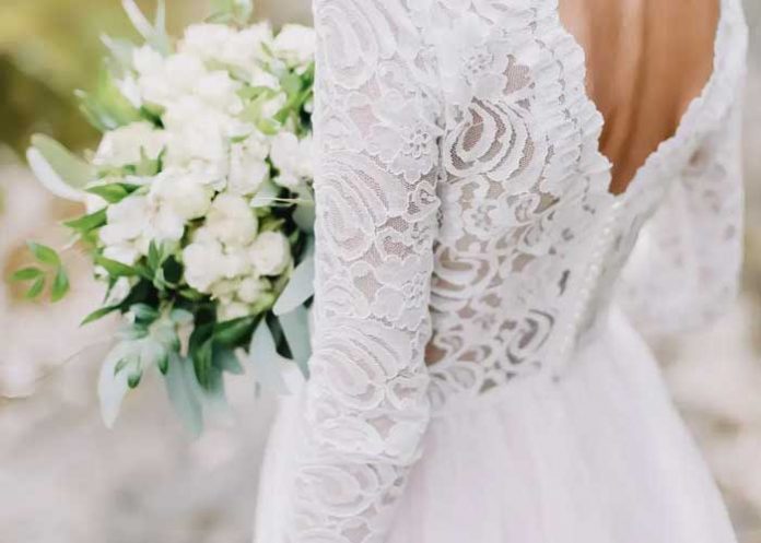 Foto: Una novia varada 'camino al altar' termina en una unidad policial / Referencia