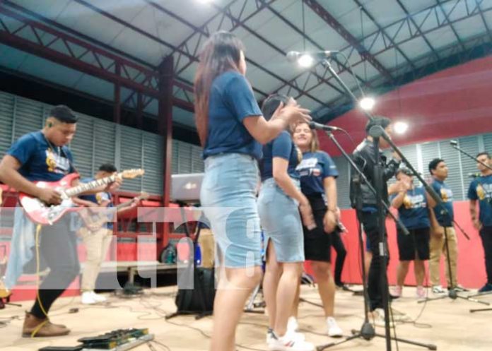 Dan gracias a Dios pobladores del municipio de Moyogalpa