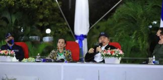 Acto del 41 Aniversario de la Fuerza Naval, presidido por el Comandante Daniel Ortega