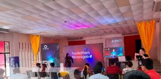 Participantes en Hackathon