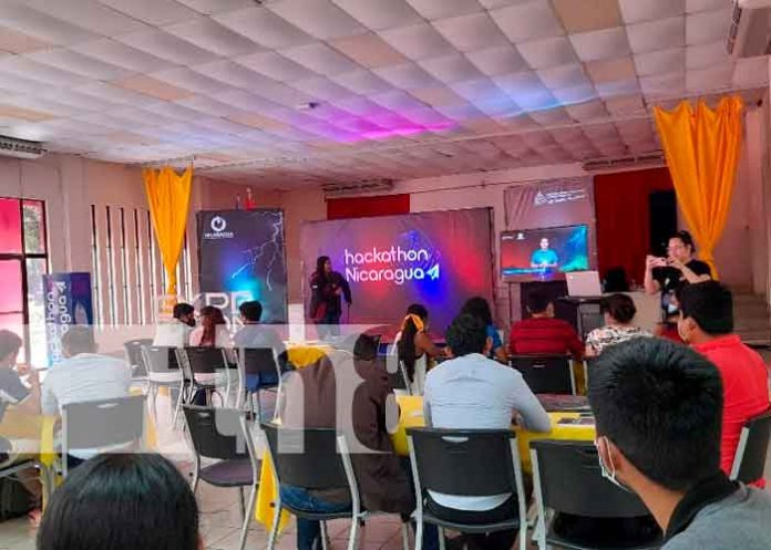 parti-002 Participantes en Hackathon